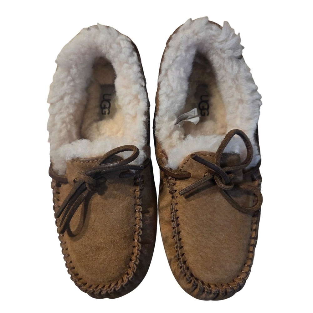 UGG 5612 Dakota Women's Moccasin Slip-on Chestnut Sheepskin Lined Size 5 - Picture 1 of 7